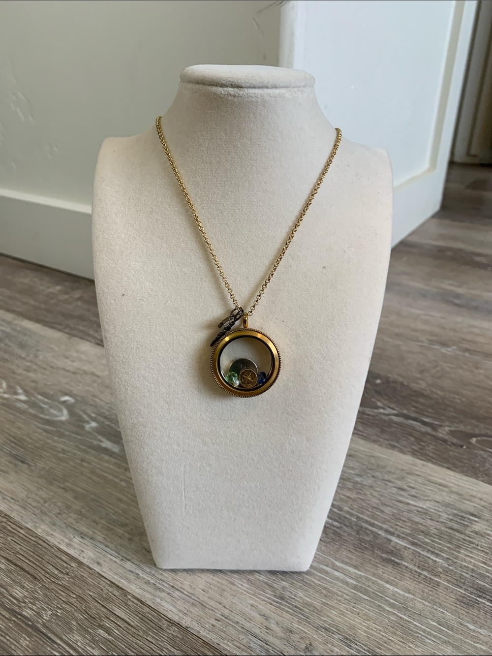 Gold Tone Round Locket Pendant Necklace - Women Jewelry